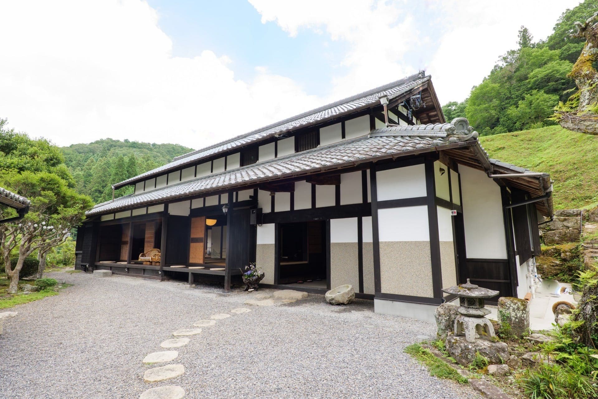 Ｔｈｅ　Ｎｉｎｊａ　Ｍａｎｓｉｏｎ／民泊