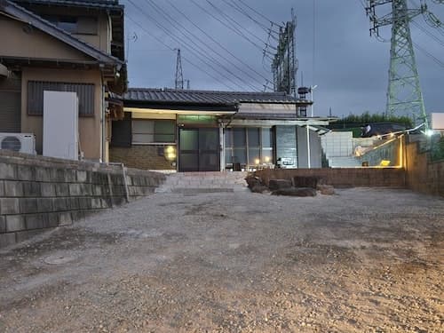 北九州市黒崎付近広い庭の古民家／民泊