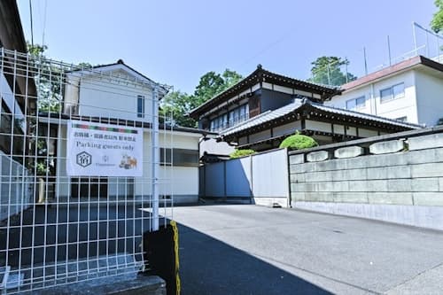 【最大１０名貸切】成田山詣・鰻・祭に｜家族グループ向け｜駐車場３台｜ペット可／民泊