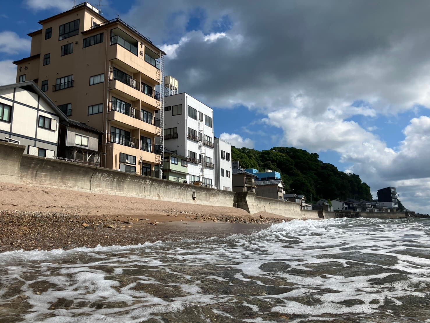 波の上の特等席　越前厨温泉　金龍