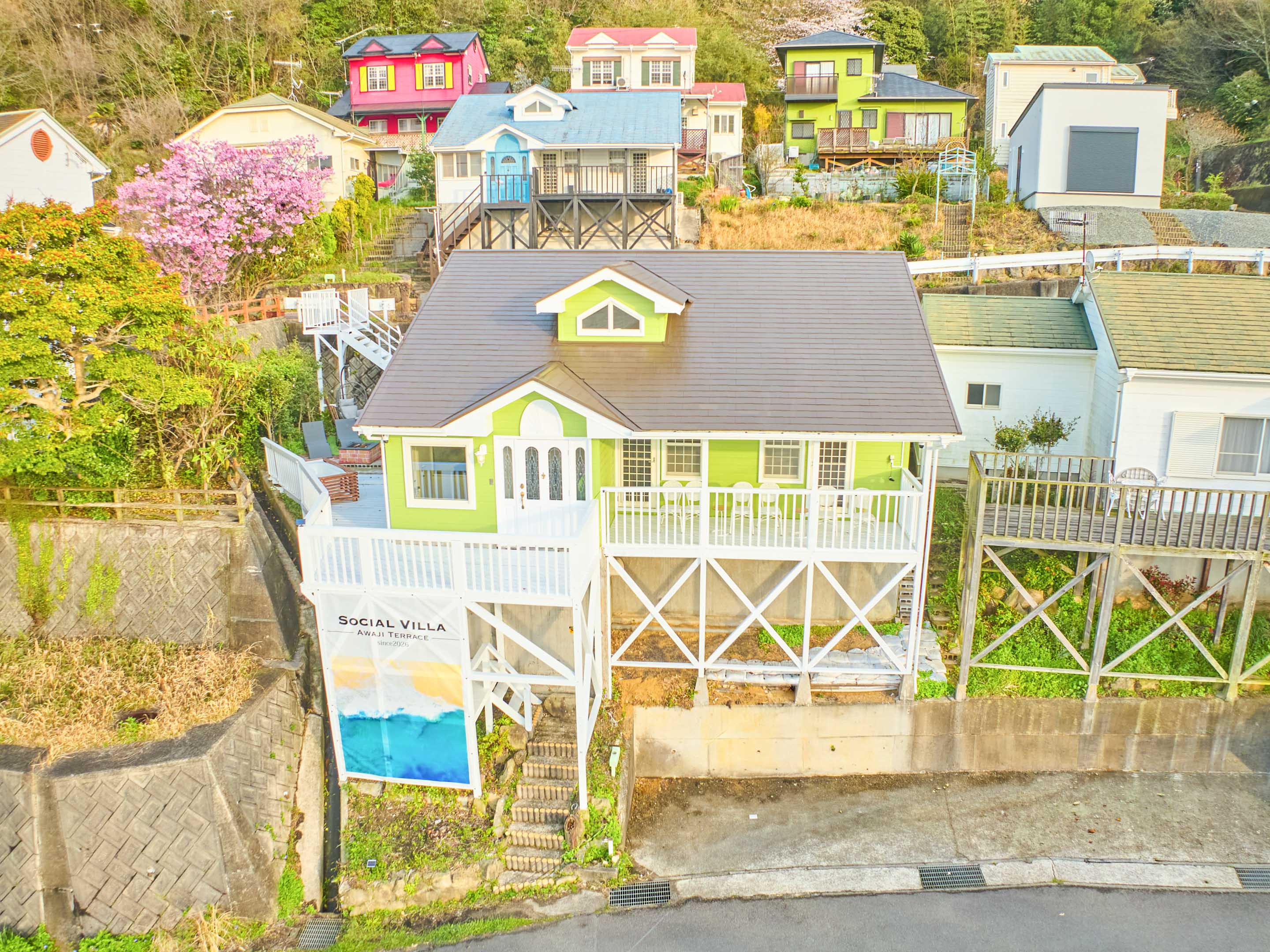 ＳＯＣＩＡＬ　ＶＩＬＬＡ　ＡＷＡＪＩ　ＴＥＲＲＡＣＥ＜淡路島＞